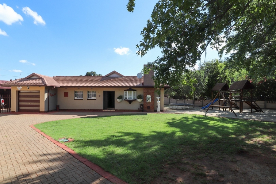 3 Bedroom Property for Sale in Stilfontein Ext 4 North West
